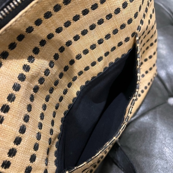 Fossil Purse Tan With Black Accent Crossbody Adjustable Strap - Picture 10 of 12